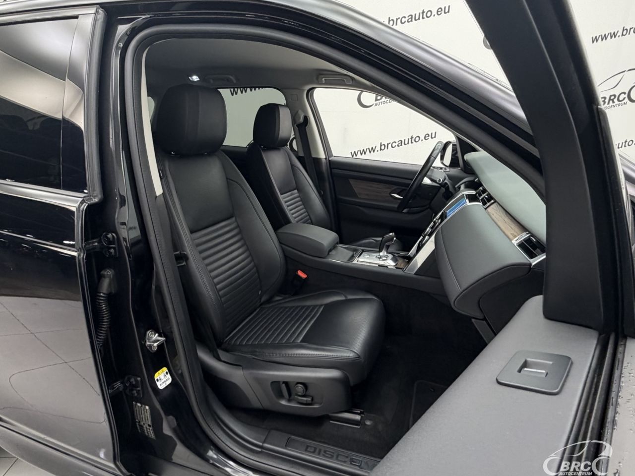 Land Rover Discovery | 6