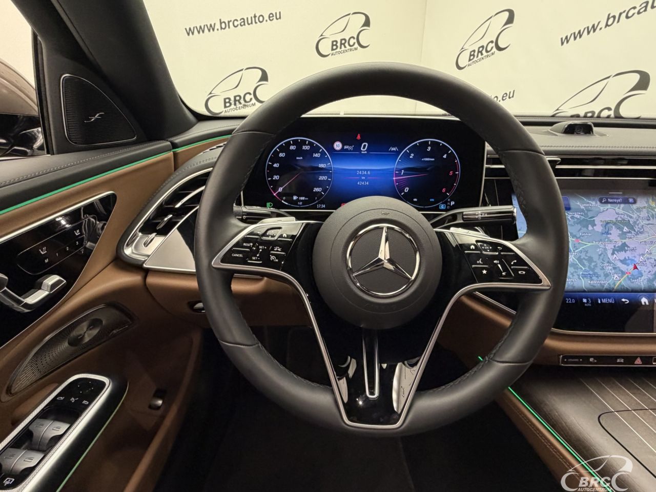 Mercedes-Benz E200 | 29