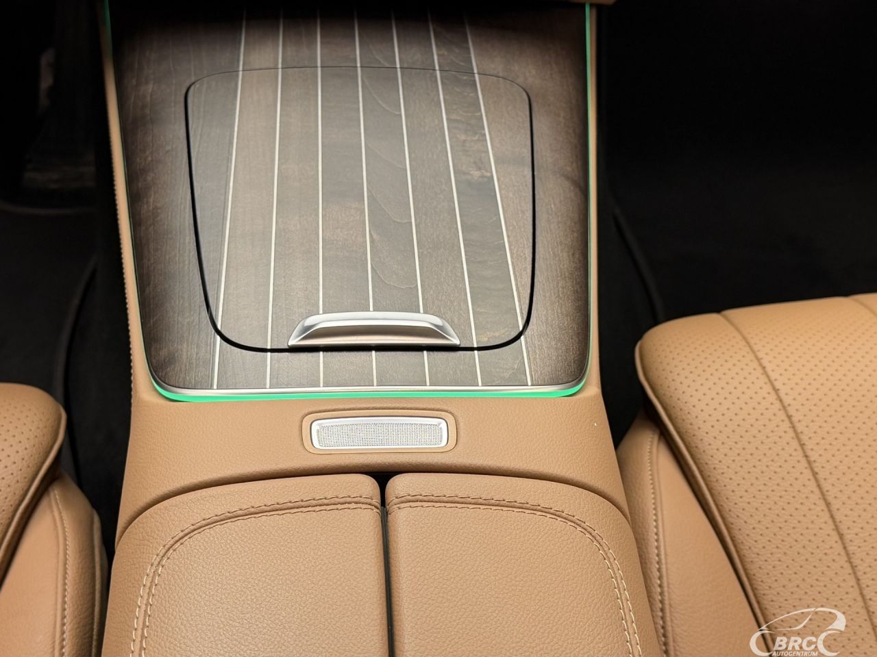 Mercedes-Benz E200 | 20