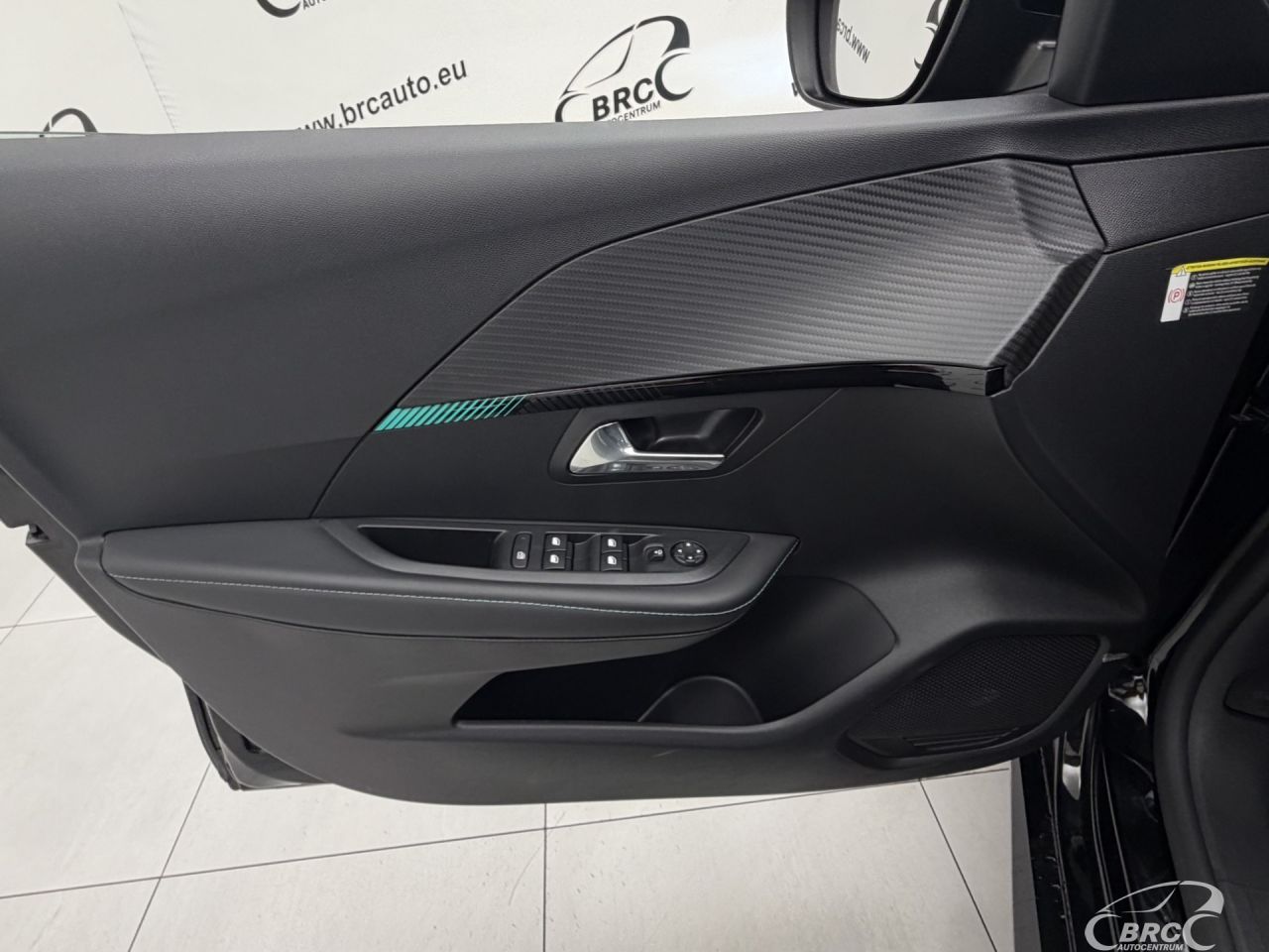 Peugeot 208 | 18