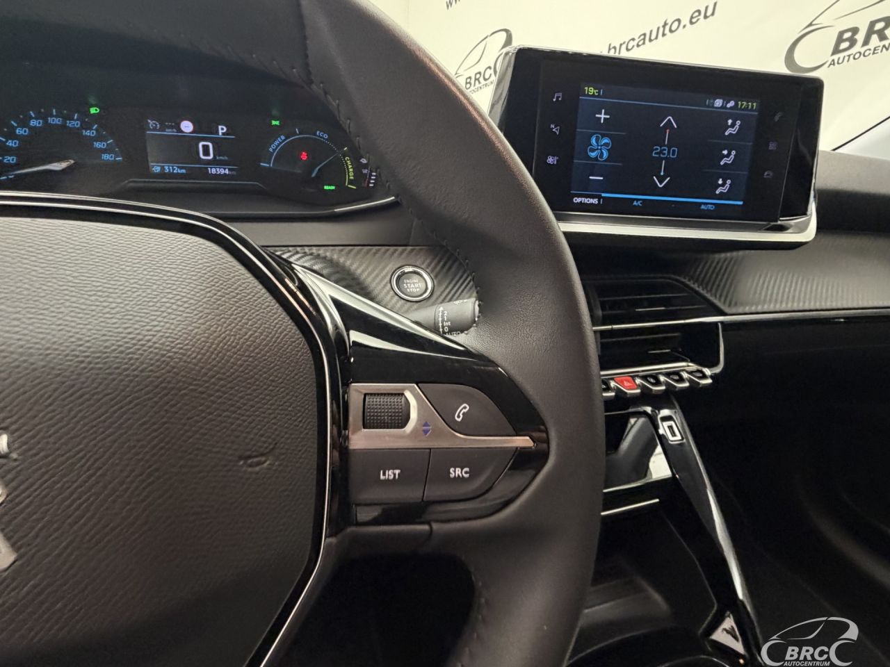 Peugeot 208 | 26