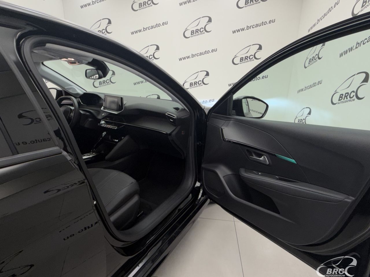 Peugeot 208 | 7