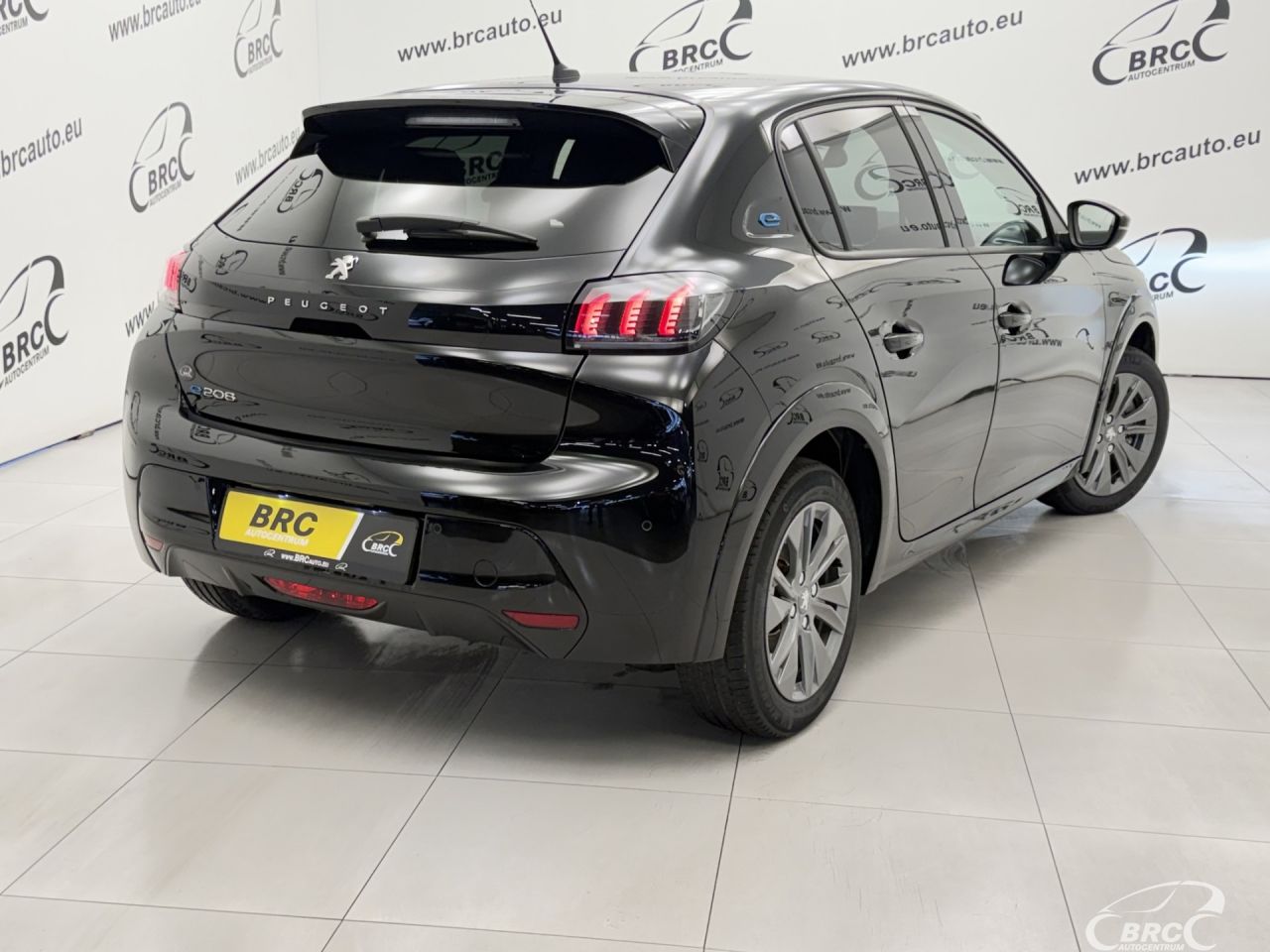 Peugeot 208 | 43