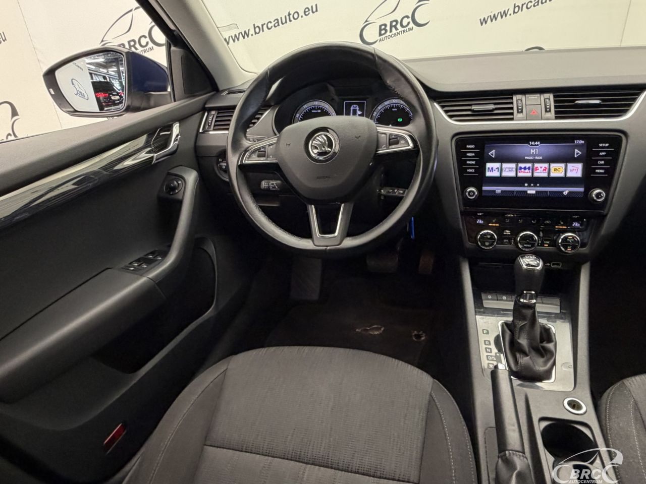 Skoda Octavia | 12