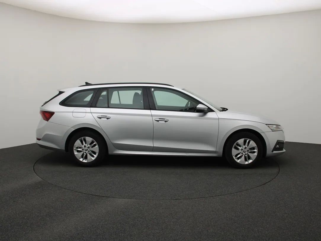 Skoda Octavia | 8