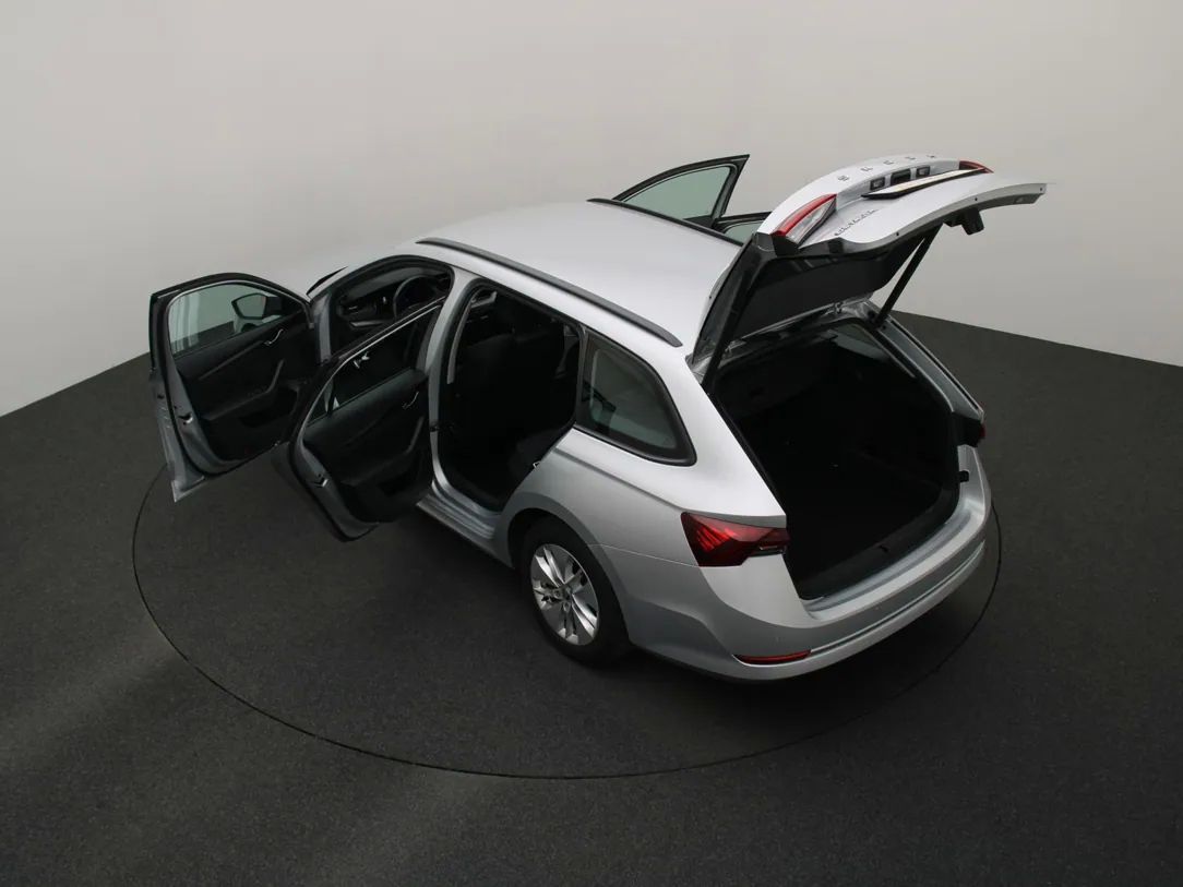 Skoda Octavia | 12