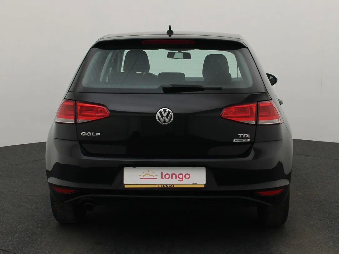 Volkswagen Golf | 4