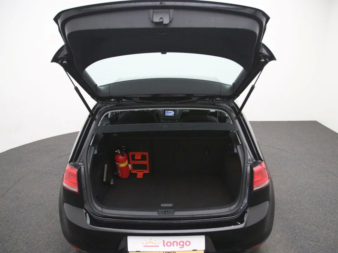 Volkswagen Golf | 27