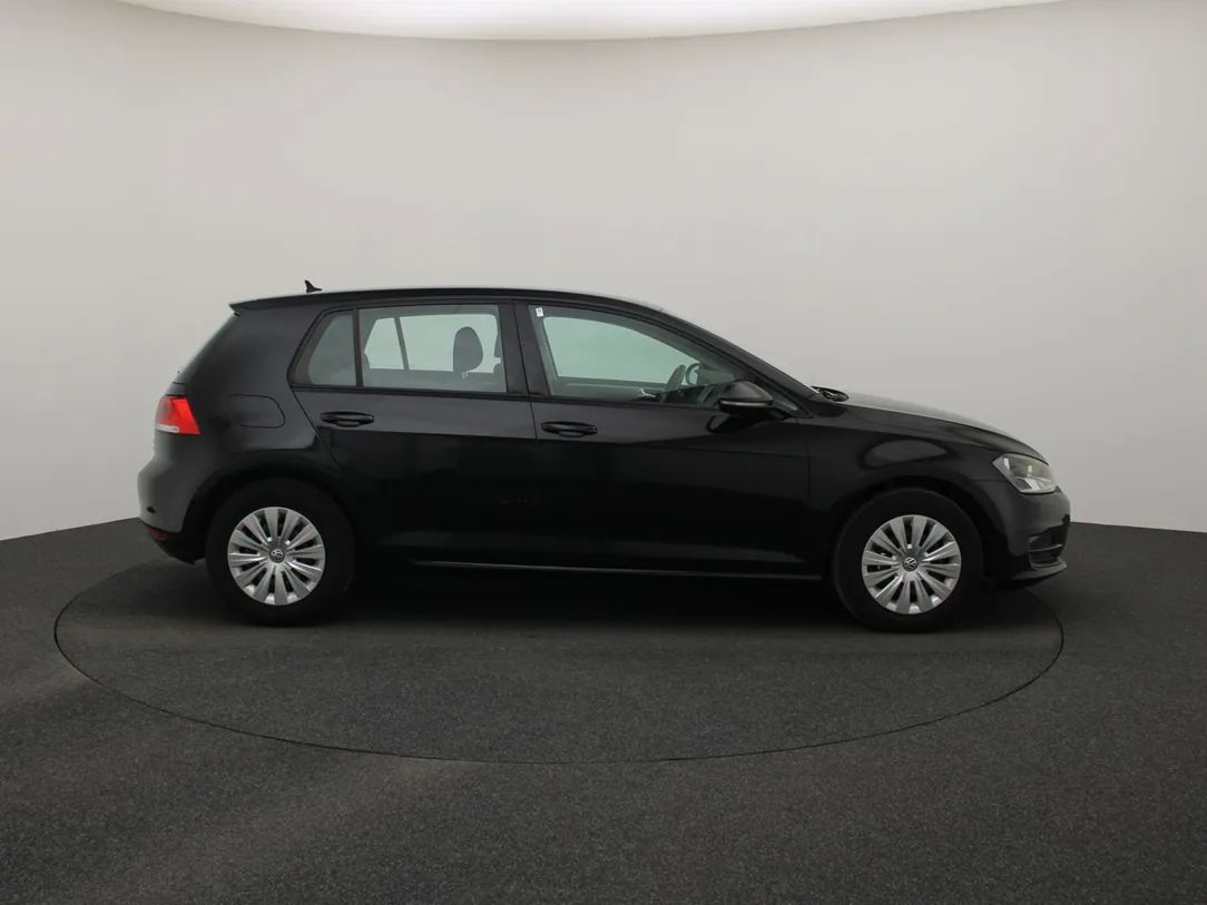 Volkswagen Golf | 8