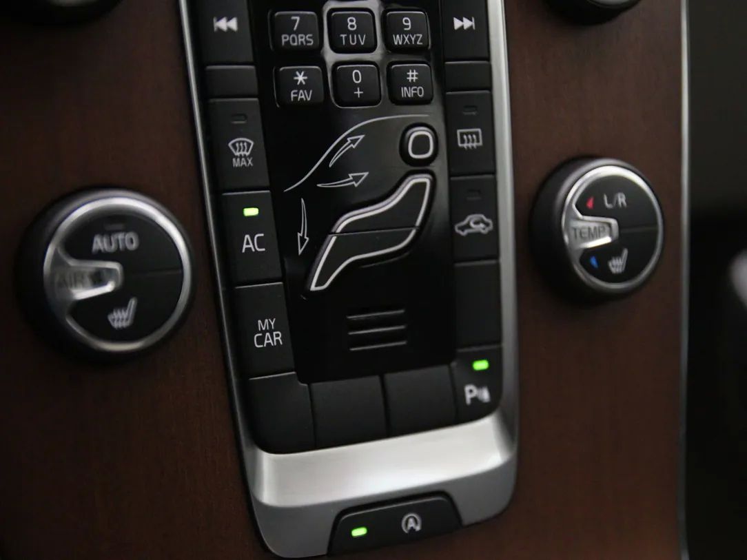 Volvo V40 | 19