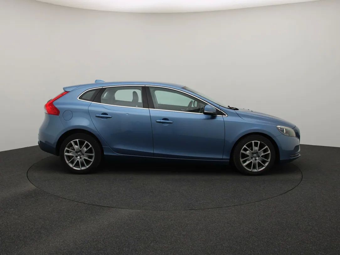 Volvo V40 | 8