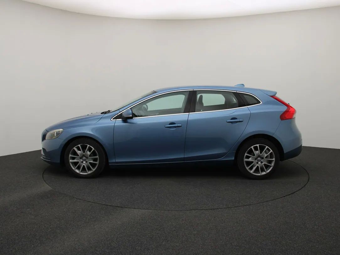 Volvo V40 | 5