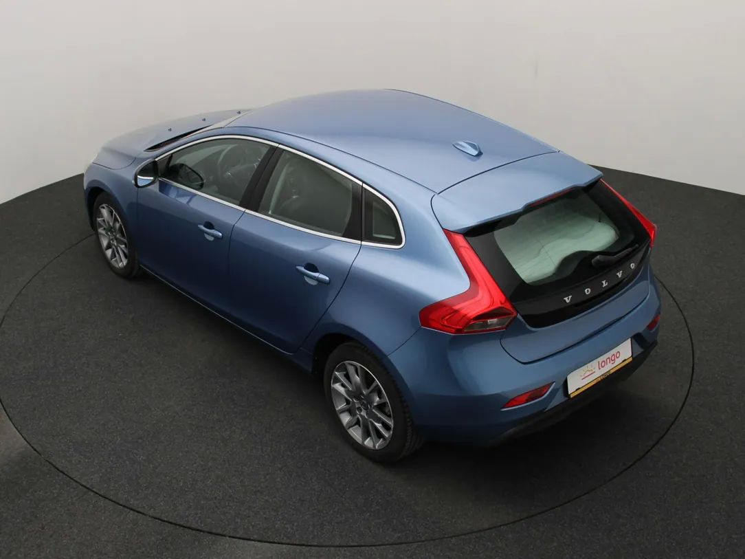 Volvo V40 | 11