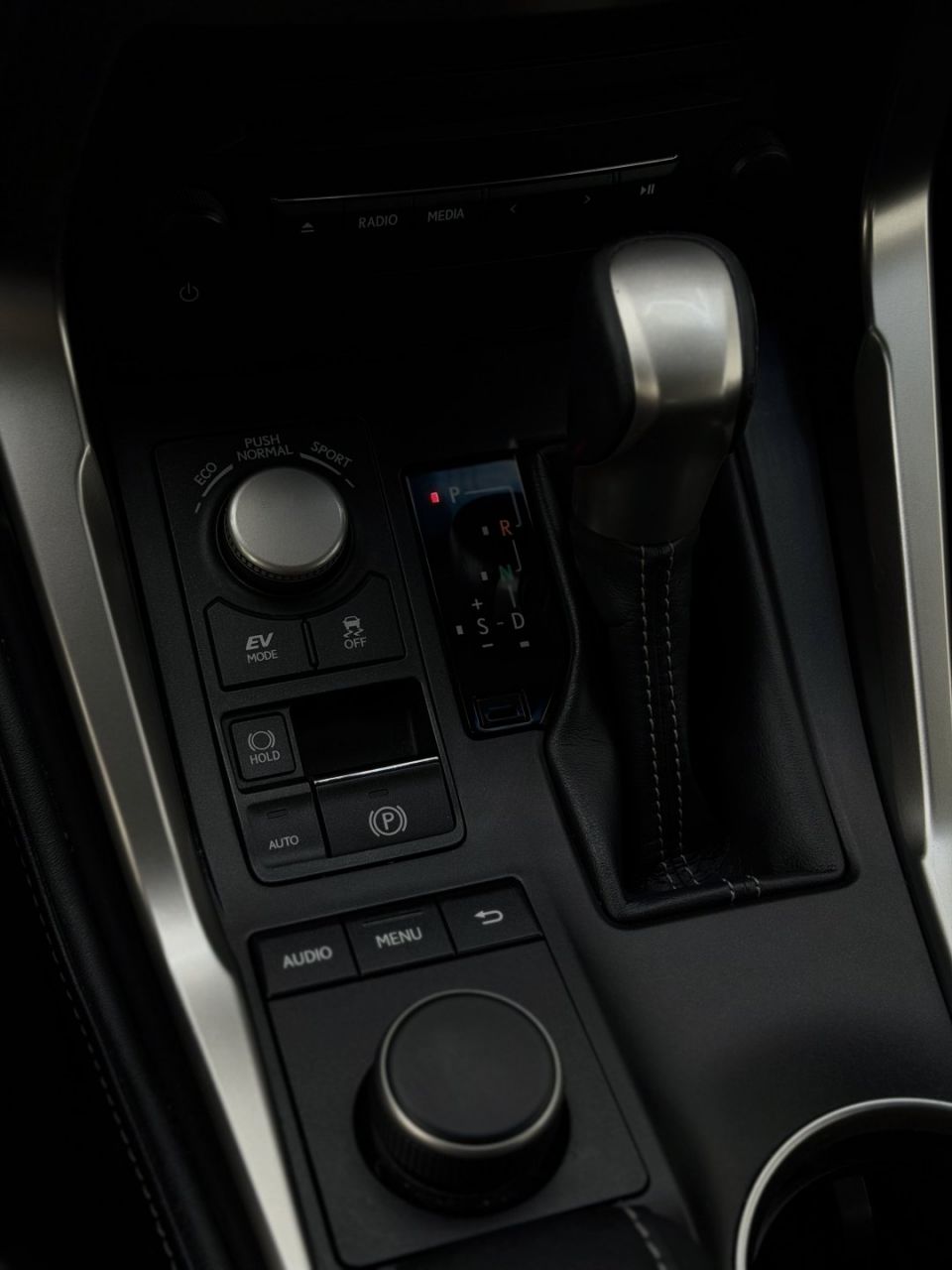 Lexus NX 300h | 20