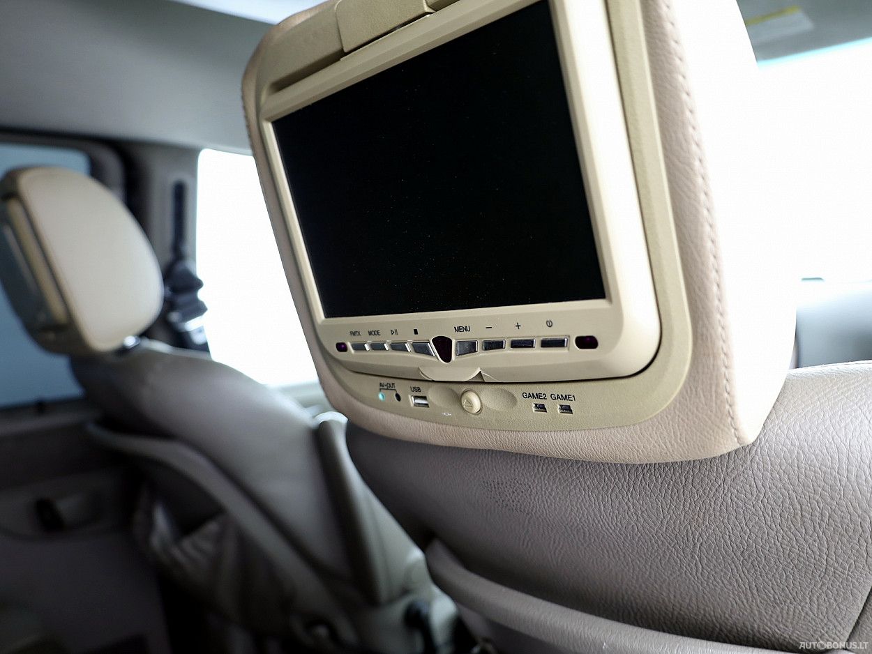 Chrysler Grand Voyager | 8