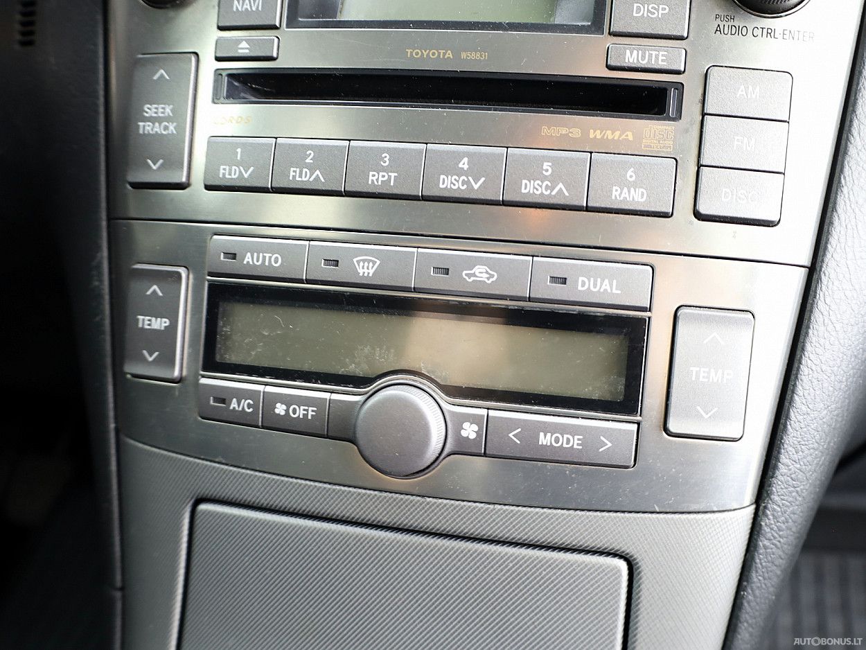 Toyota Avensis | 7