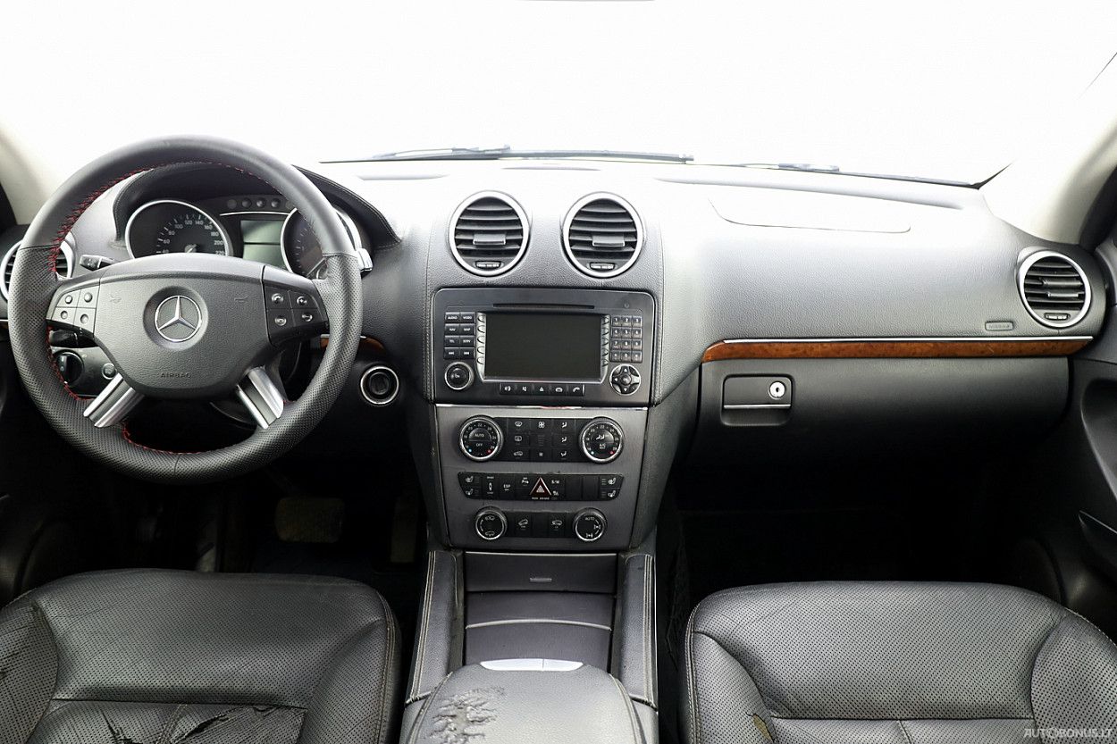 Mercedes-Benz GL320 | 4