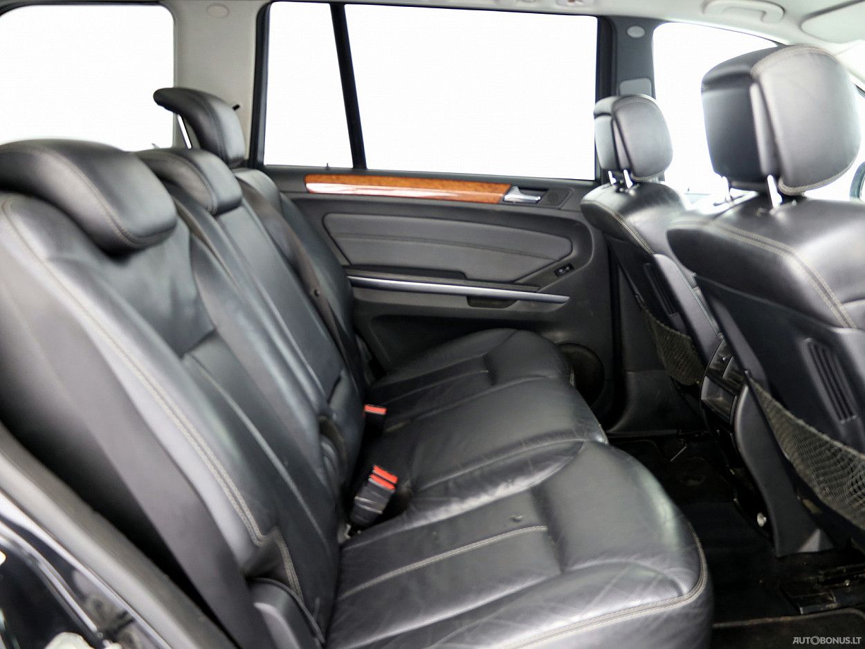 Mercedes-Benz GL320 | 6