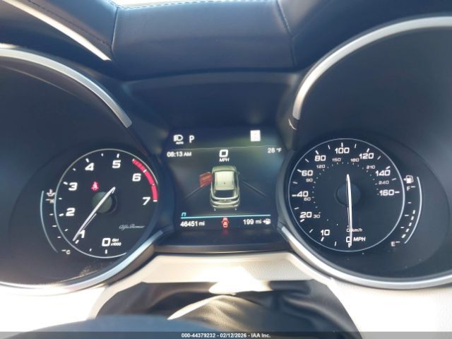 Alfa Romeo Stelvio | 6