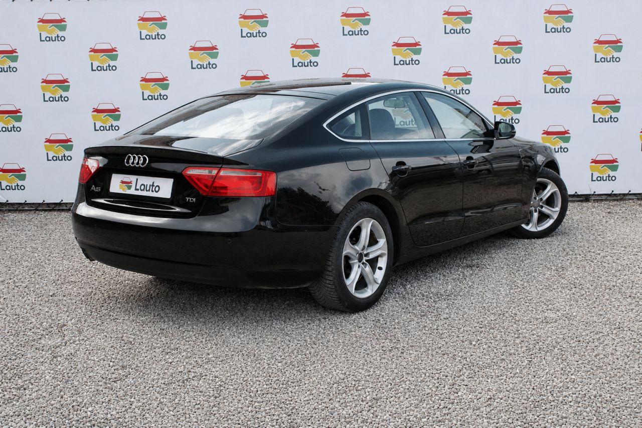 Audi A5 | 3