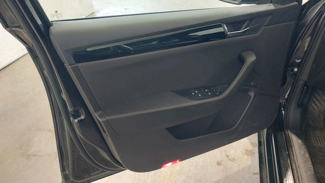 Skoda Superb | 25