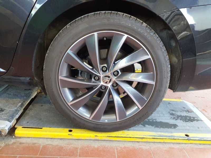 Skoda Superb | 24
