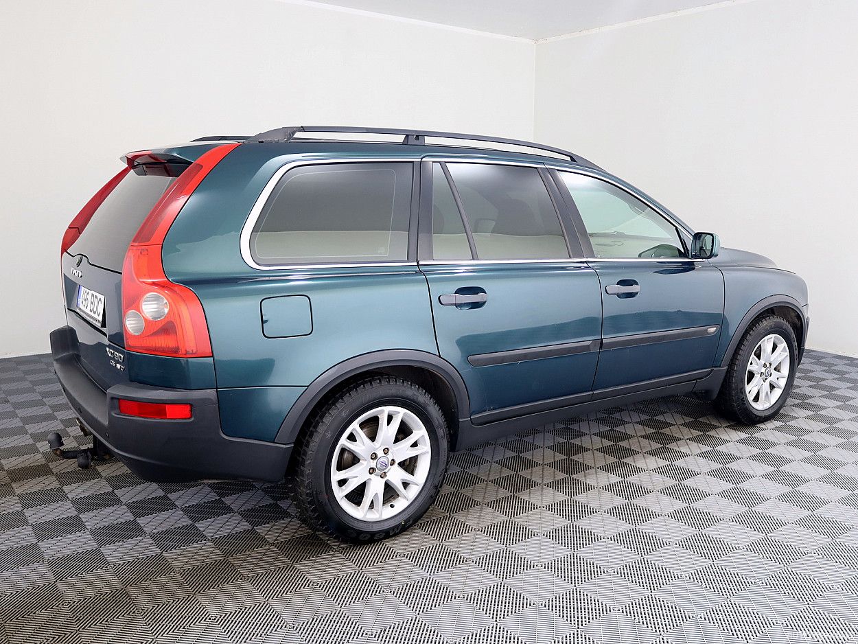Volvo XC90 | 2