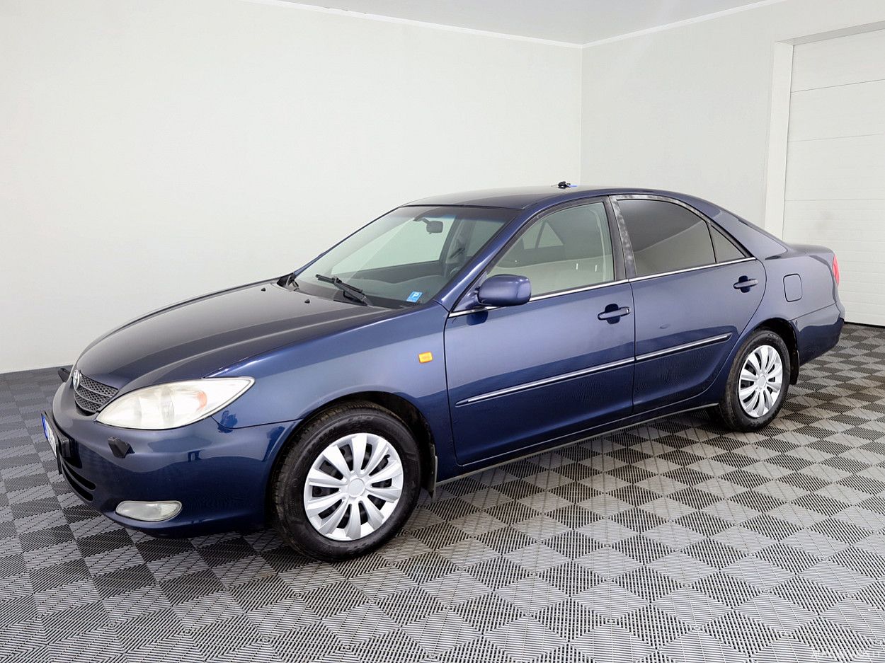 Toyota Camry | 1
