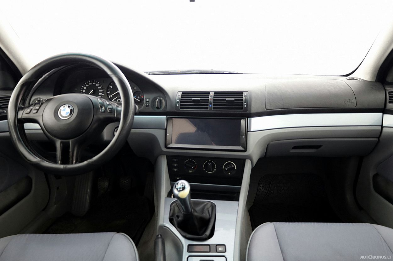 BMW 520 | 4