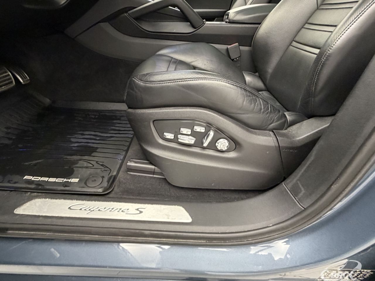 Porsche Cayenne | 22