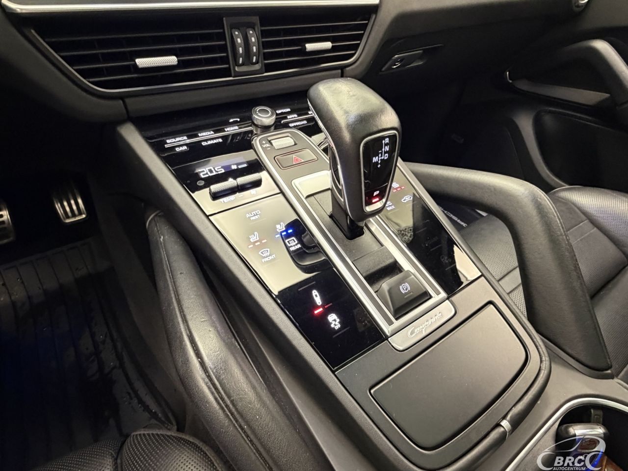 Porsche Cayenne | 27