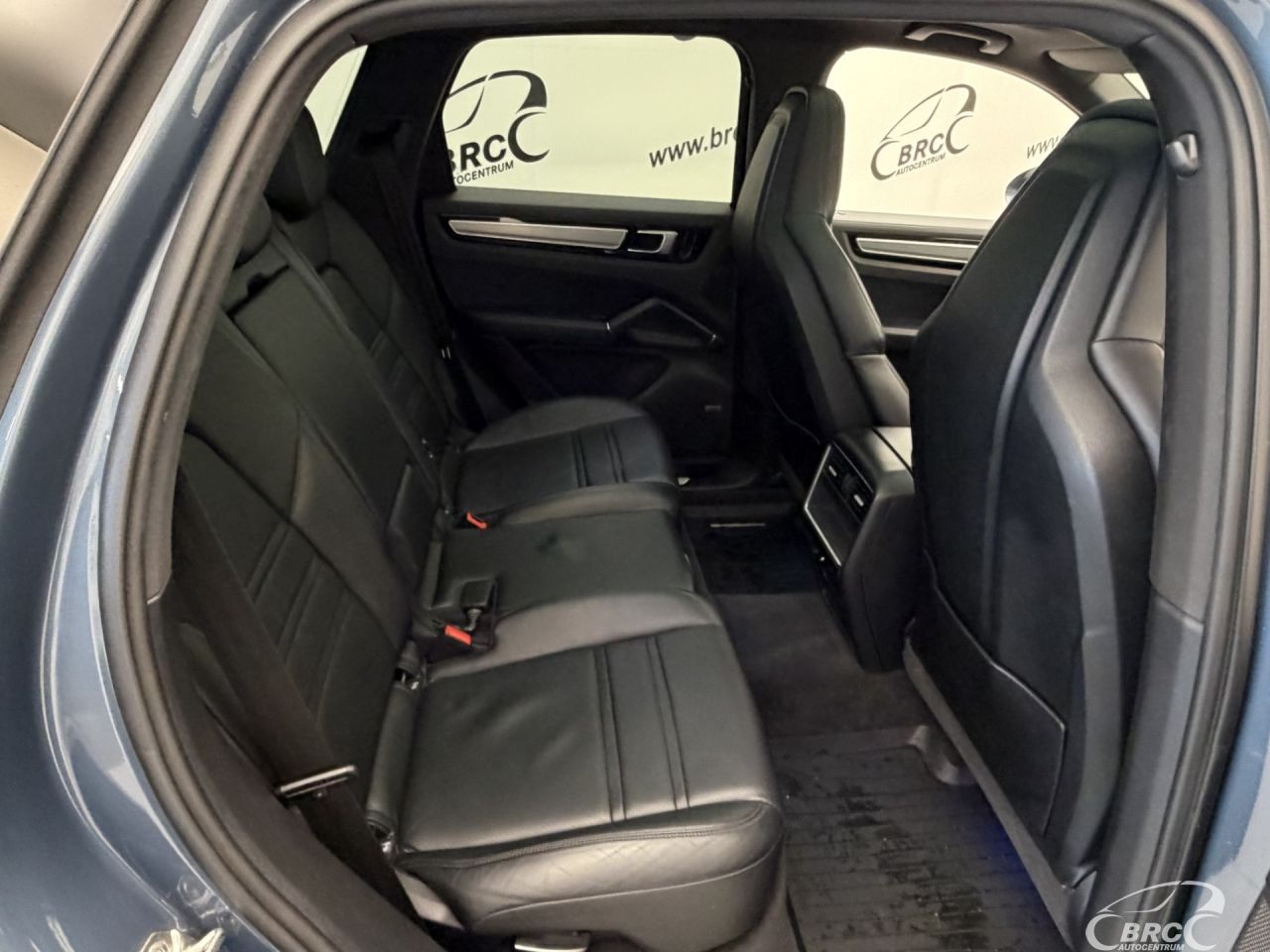 Porsche Cayenne | 10
