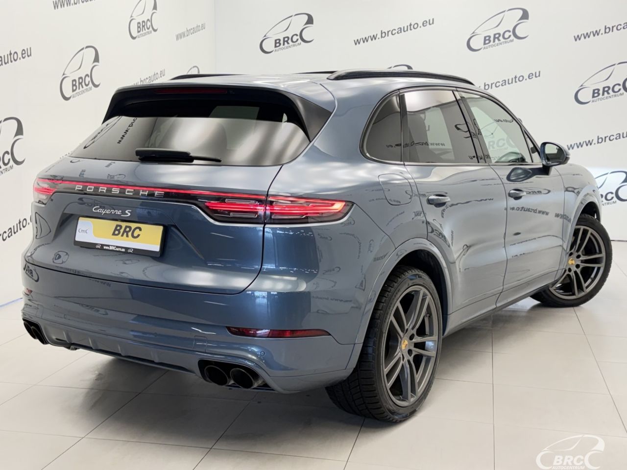 Porsche Cayenne | 60