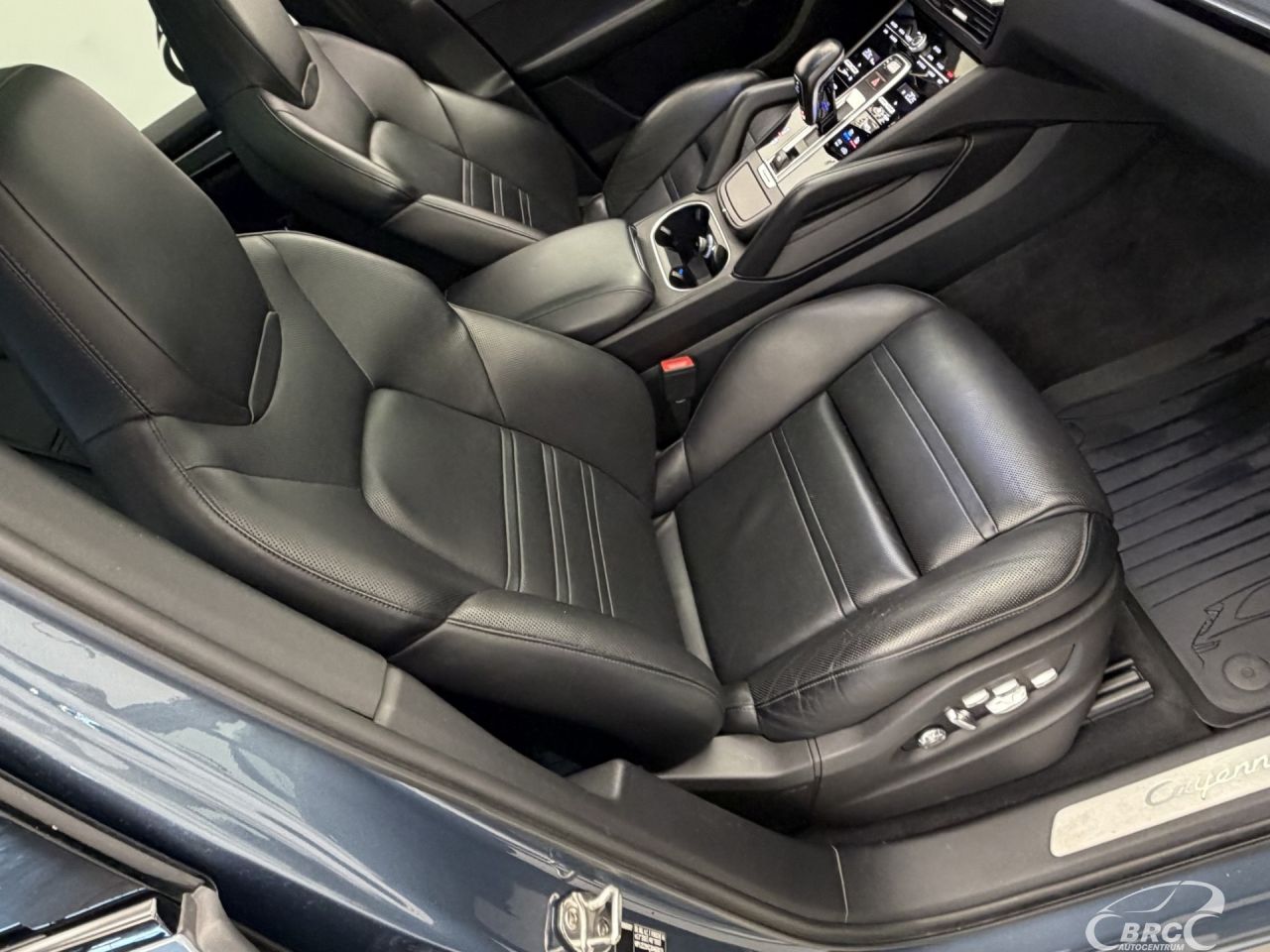 Porsche Cayenne | 4