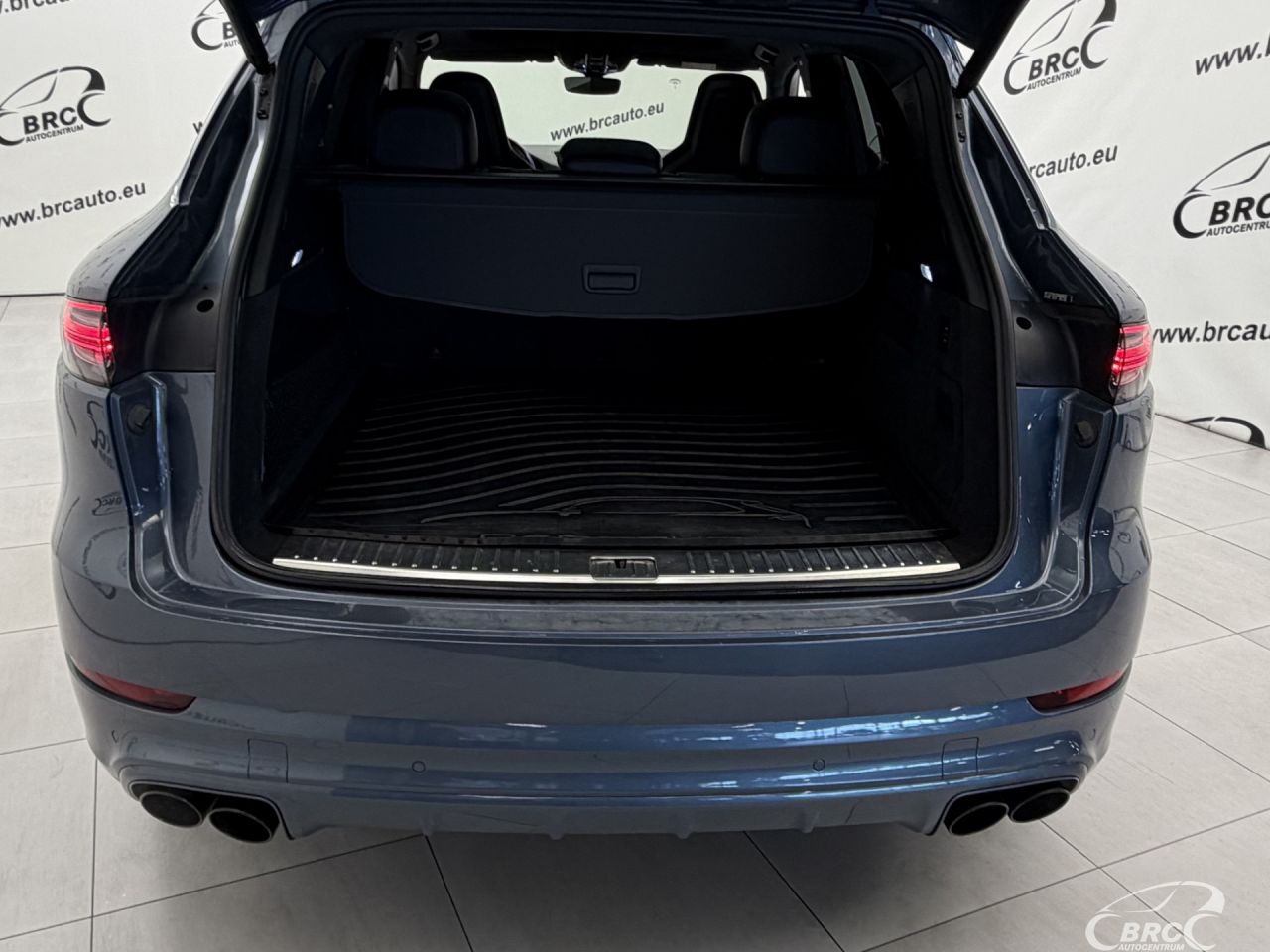 Porsche Cayenne | 56