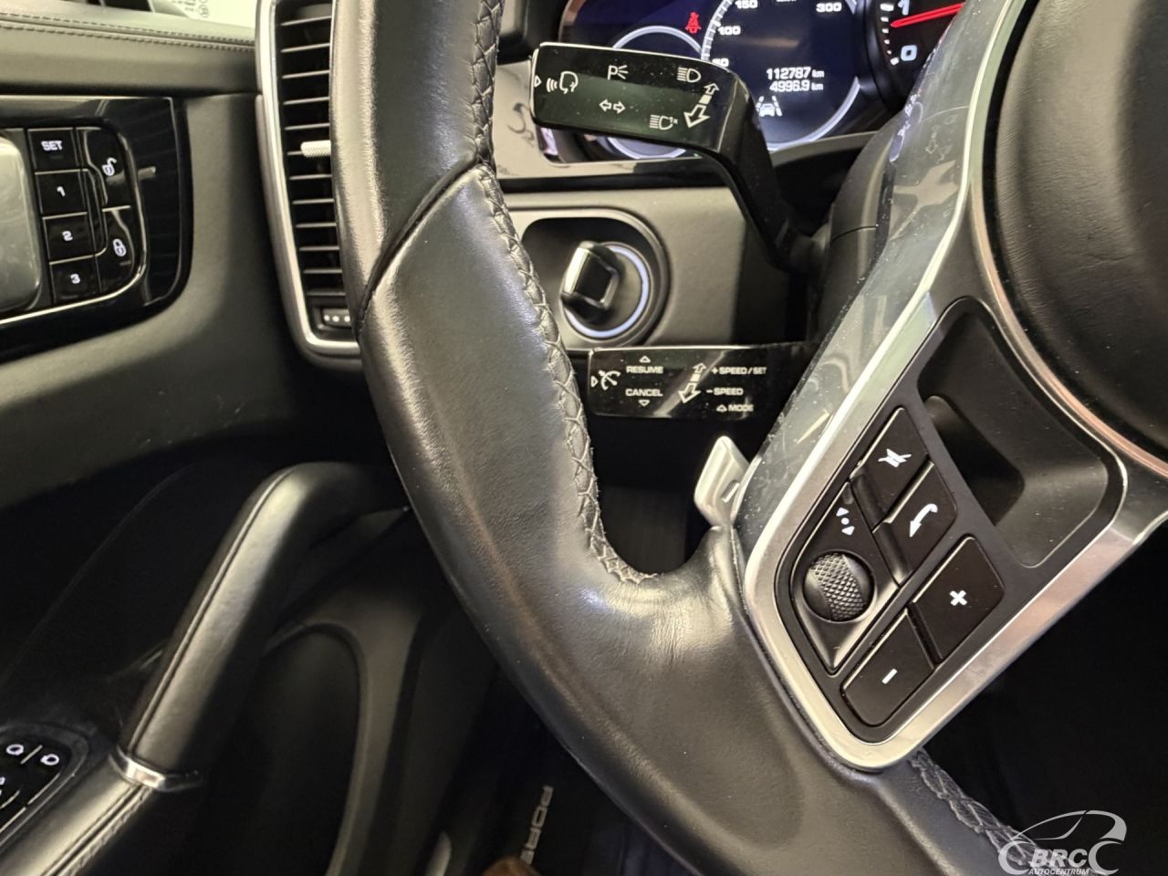 Porsche Cayenne | 33