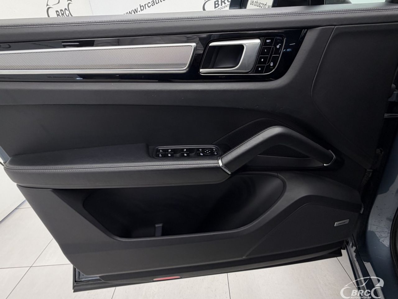 Porsche Cayenne | 19