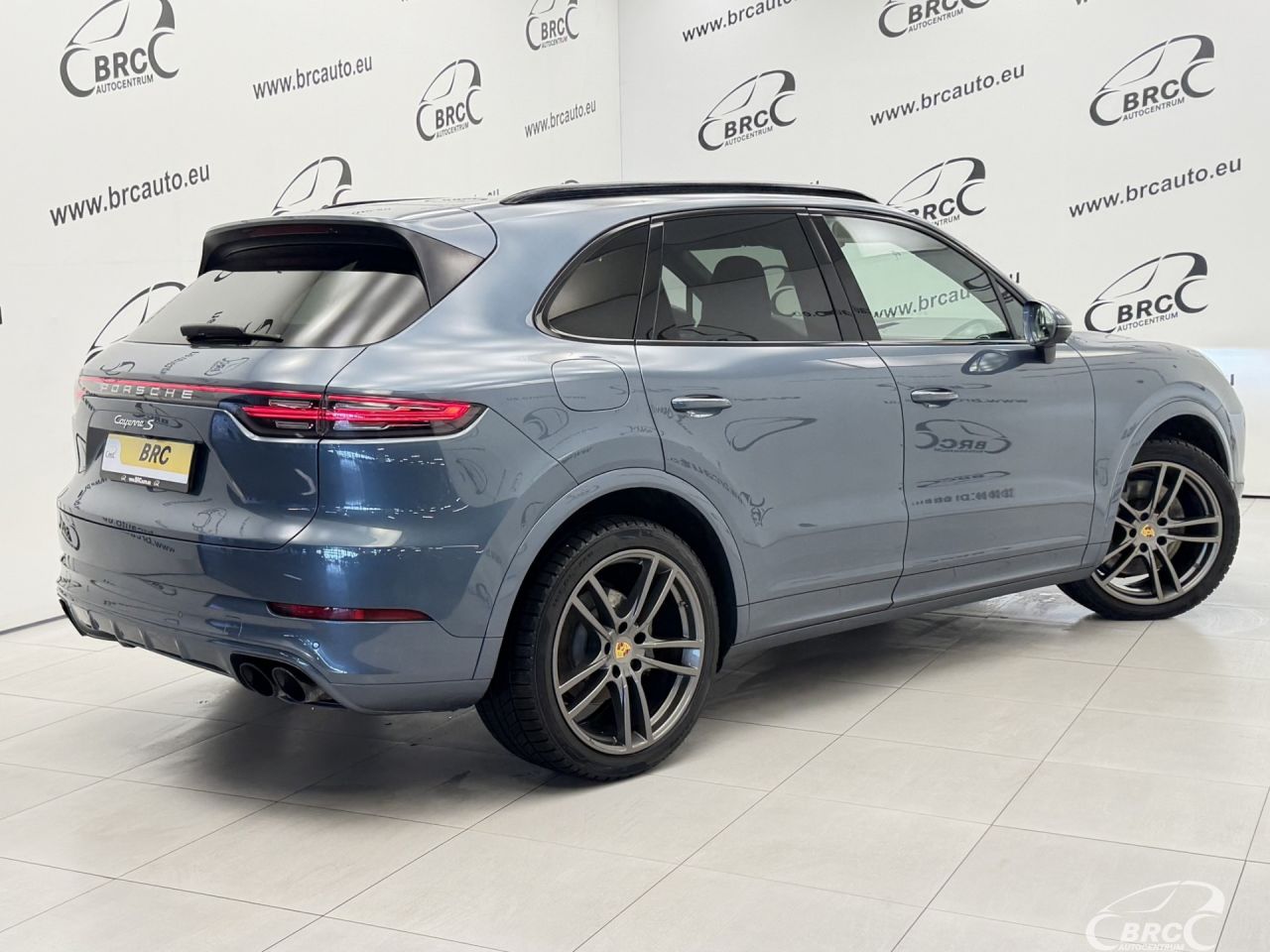 Porsche Cayenne | 1