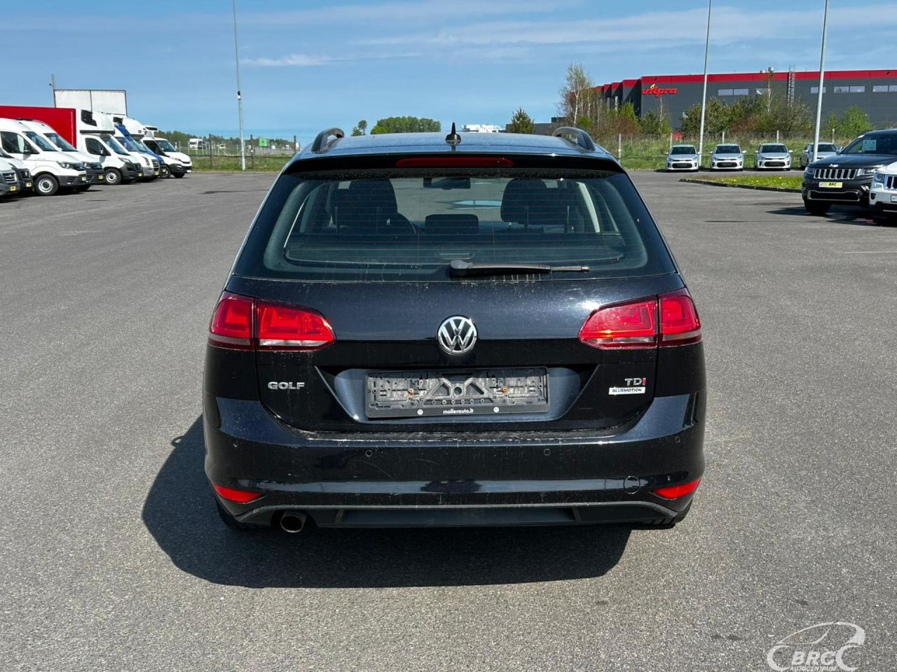 Volkswagen Golf | 4