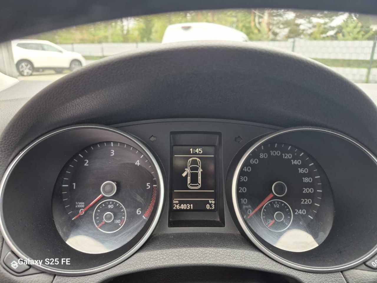 Volkswagen Golf | 6