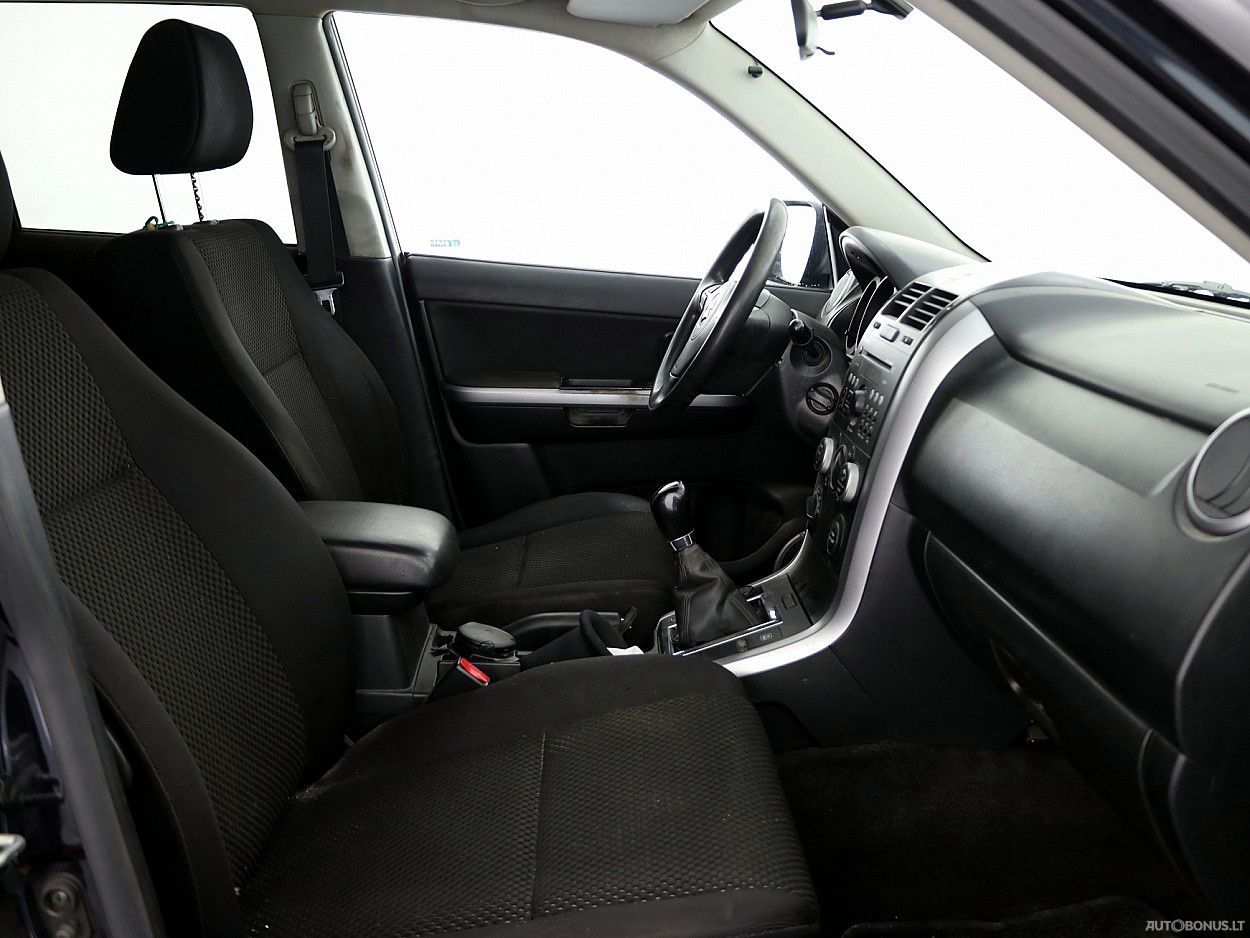 Suzuki Grand Vitara | 5