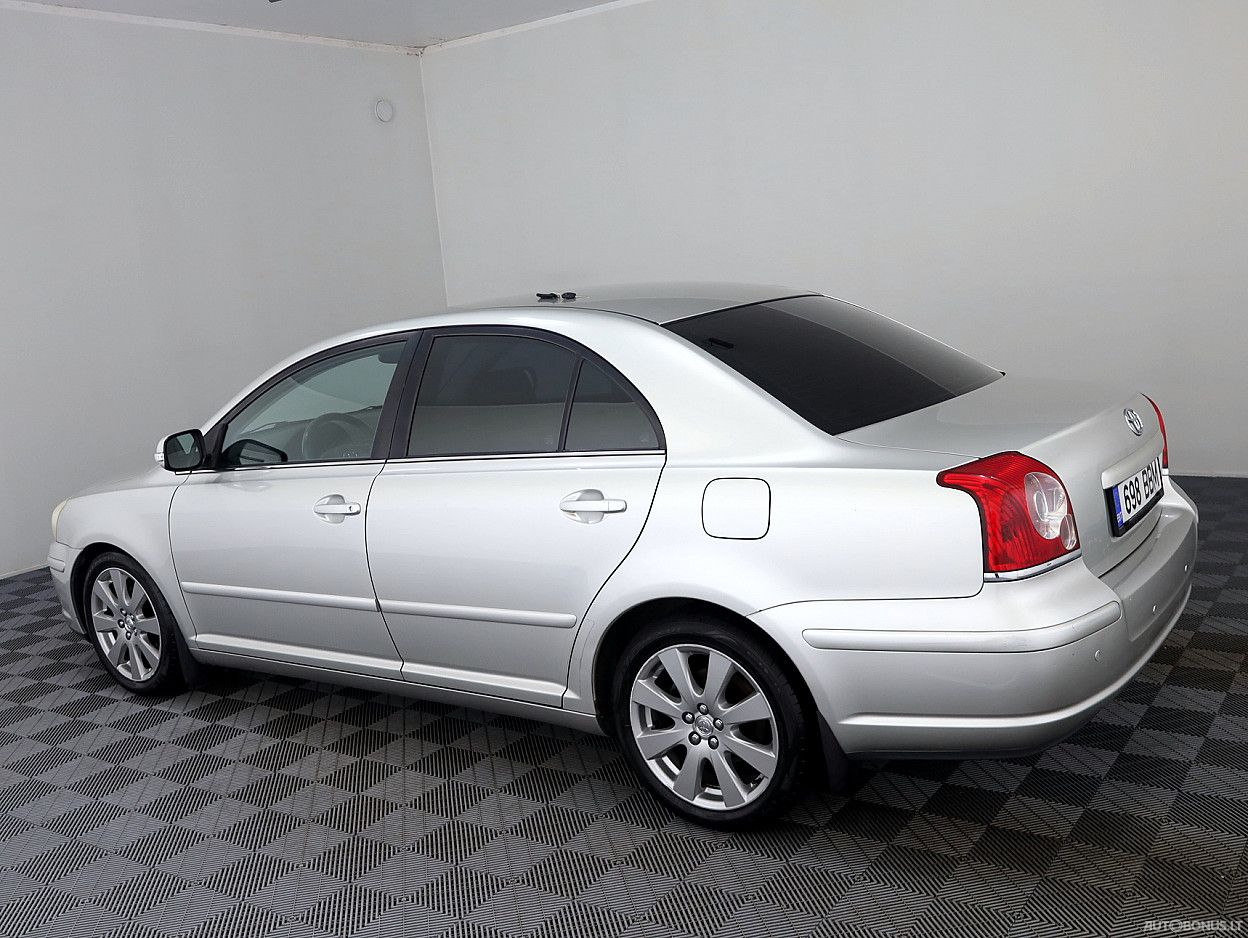Toyota Avensis | 3