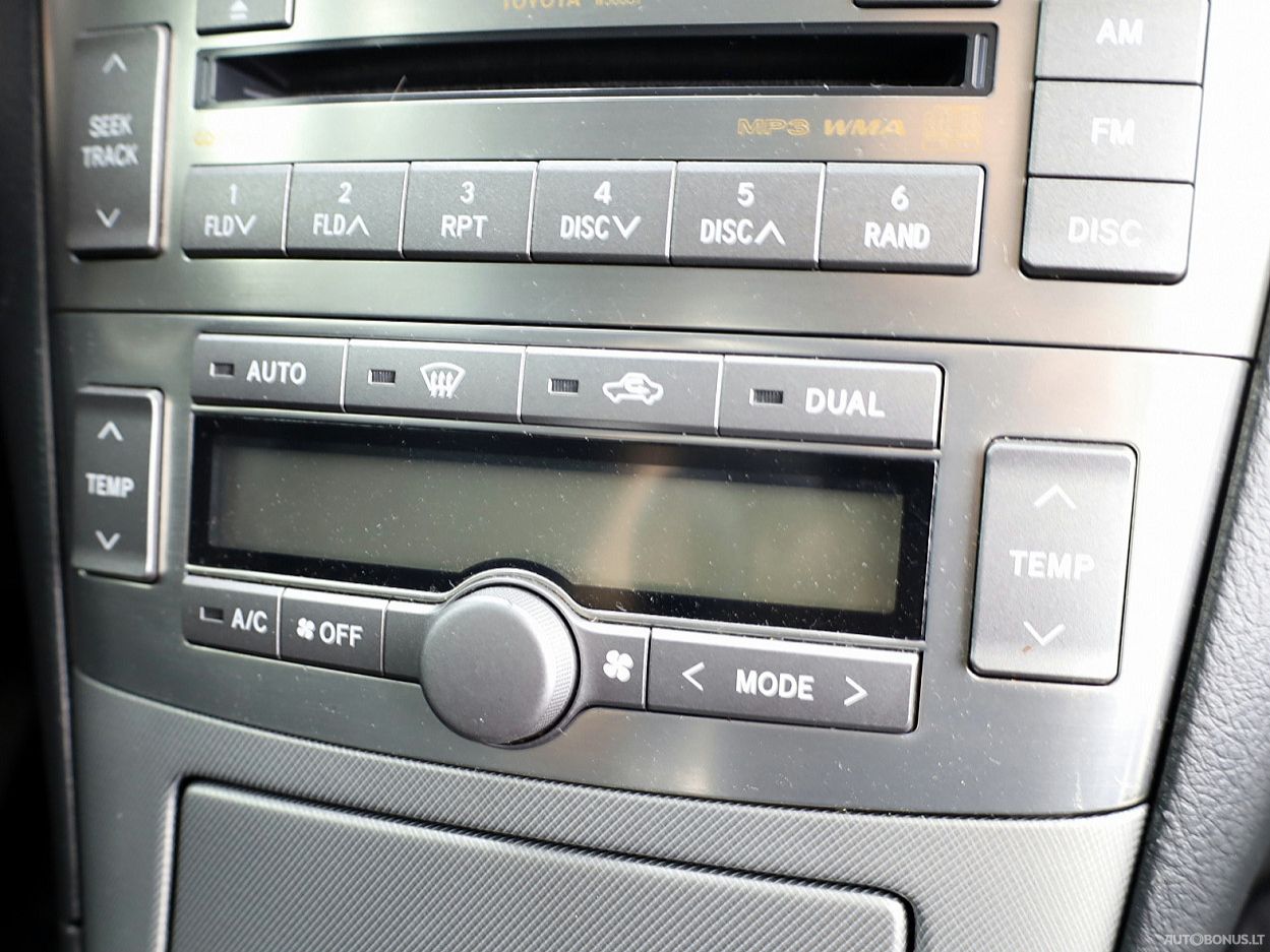 Toyota Avensis | 7