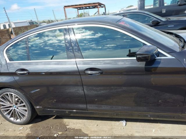 BMW 530 | 12