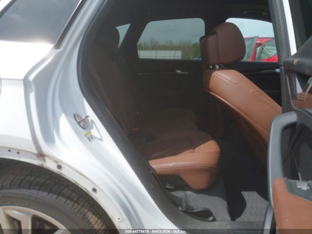 Audi Q5 | 7