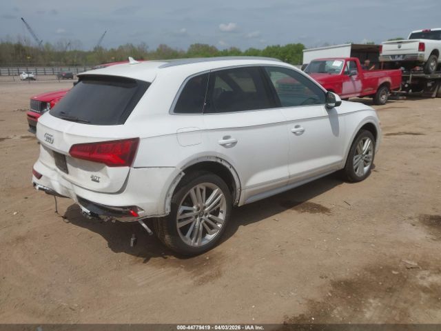 Audi Q5 | 3