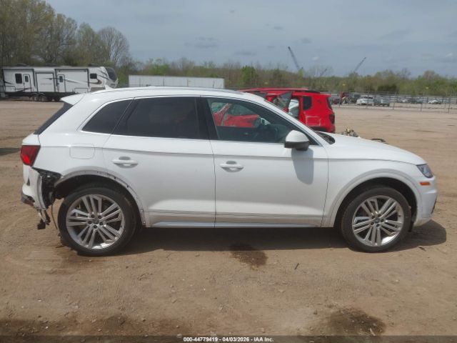 Audi Q5 | 12