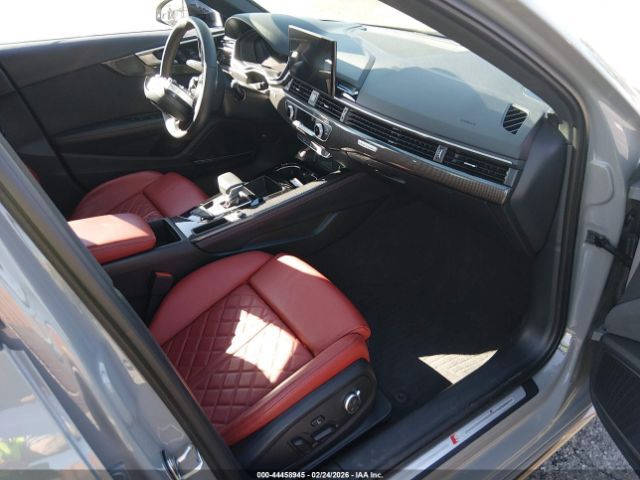 Audi S4 | 4