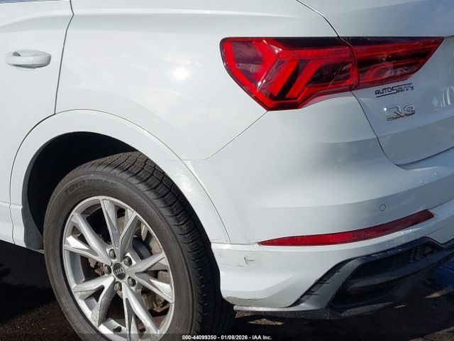 Audi Q3 | 5