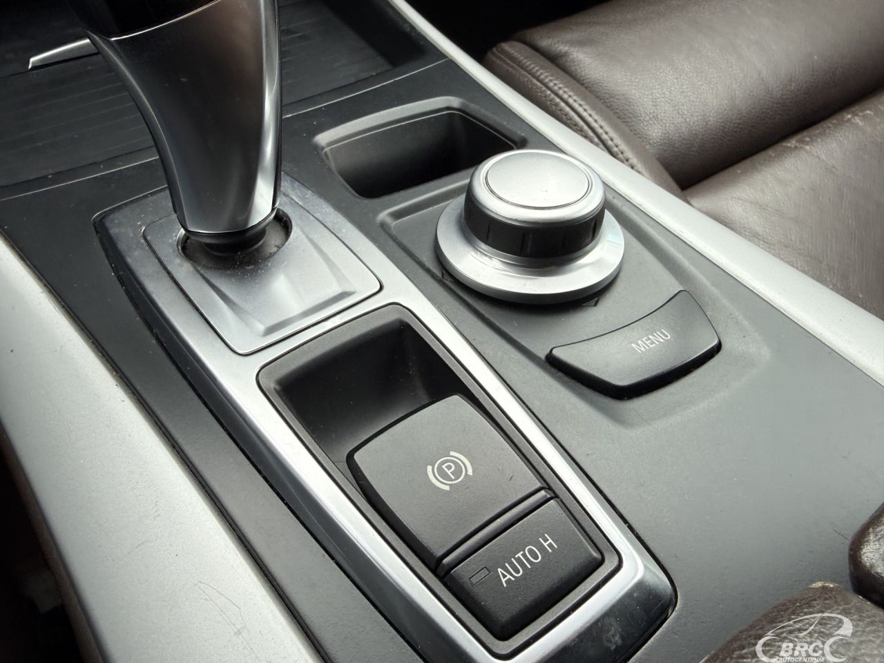 BMW X5 | 24